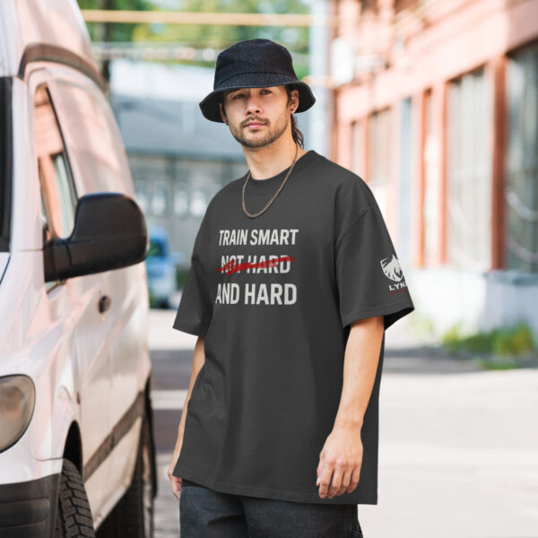 Slogan - Oversized T-Shirt mit verwaschenem Look – Bild 4