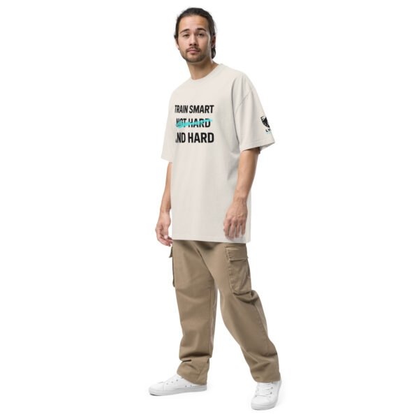 Slogan - Oversized T-Shirt mit verwaschenem Look – Bild 19