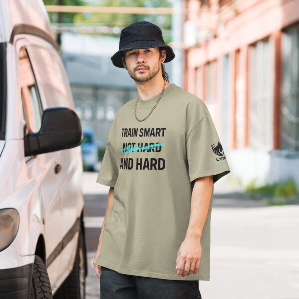 Slogan - Oversized T-Shirt mit verwaschenem Look – Bild 10