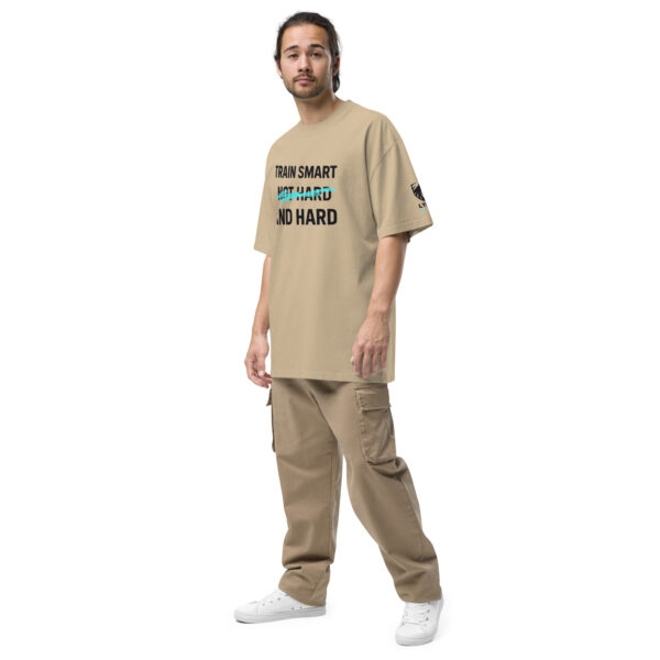 Slogan - Oversized T-Shirt mit verwaschenem Look – Bild 7